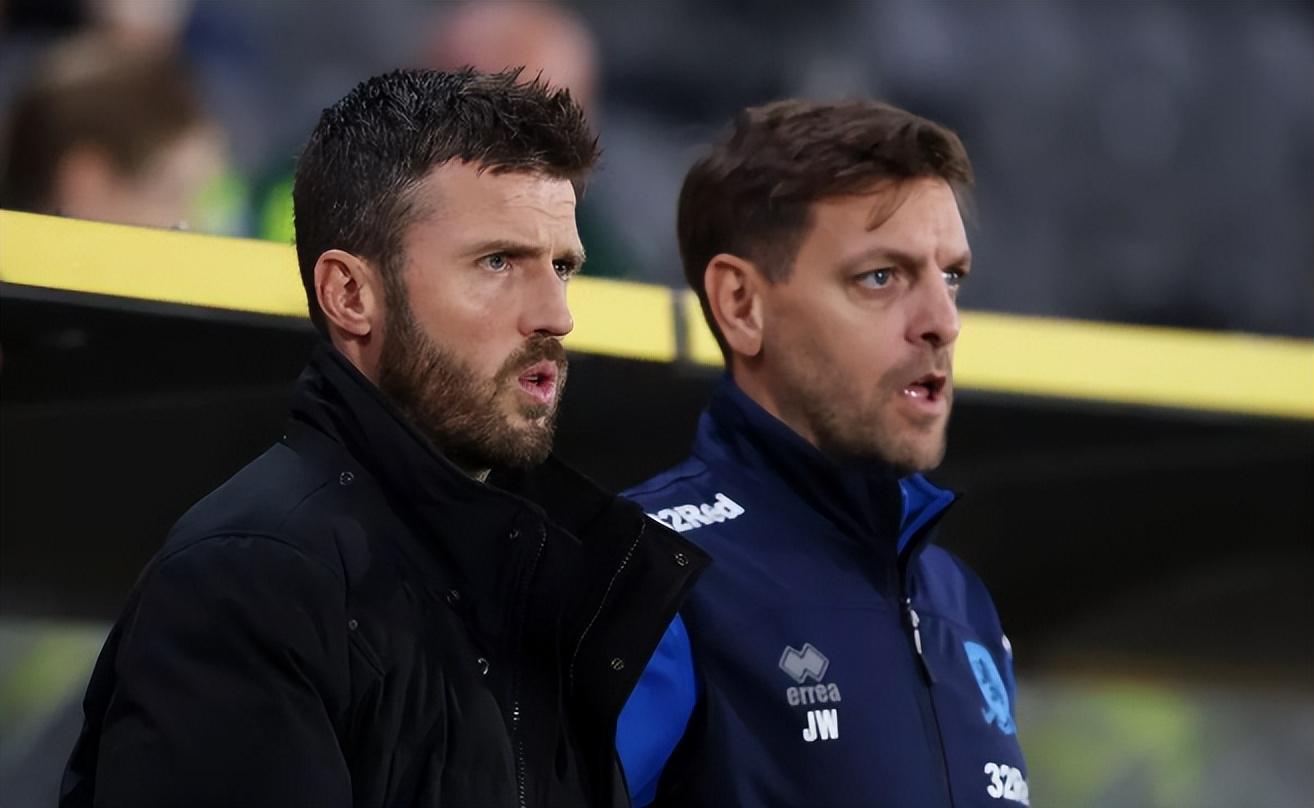 开云官网-正式确定！曼联新帅诞生，44岁功勋签约半年二进宫，上任便迎大考