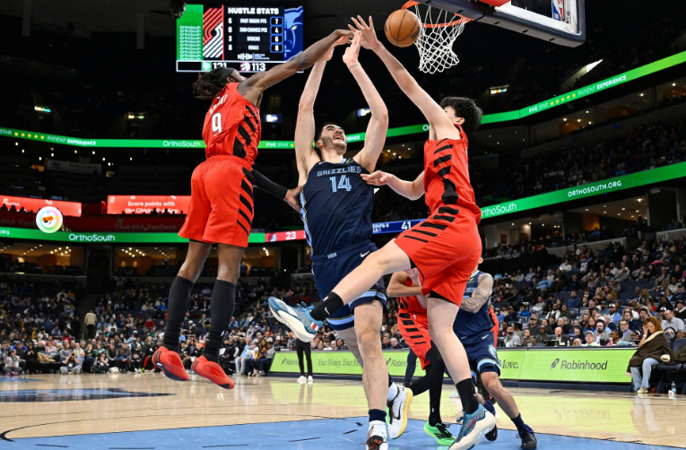 开云-赛季报销！灰熊官宣：周志豪成功接受脚踝手术 缺席剩余比赛